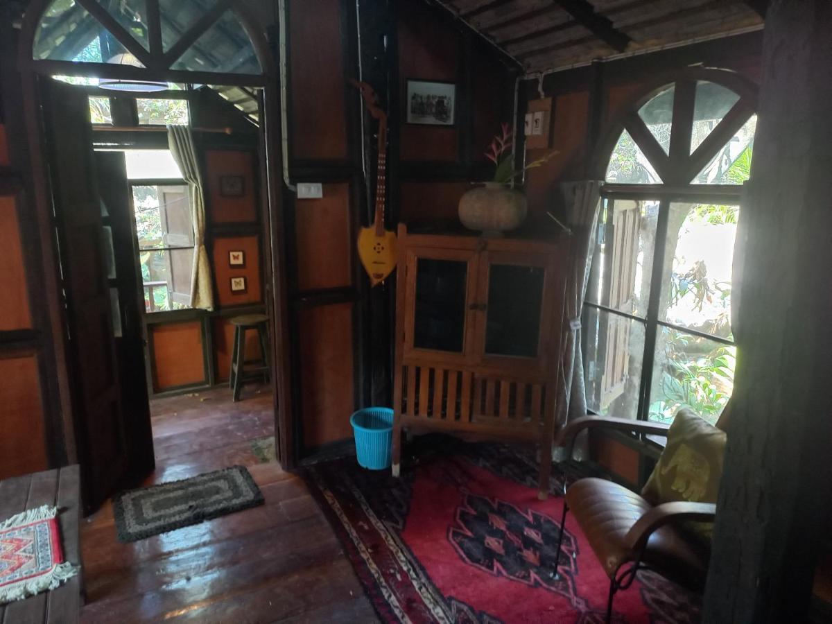 Готель Teak House Чіангмай Екстер'єр фото