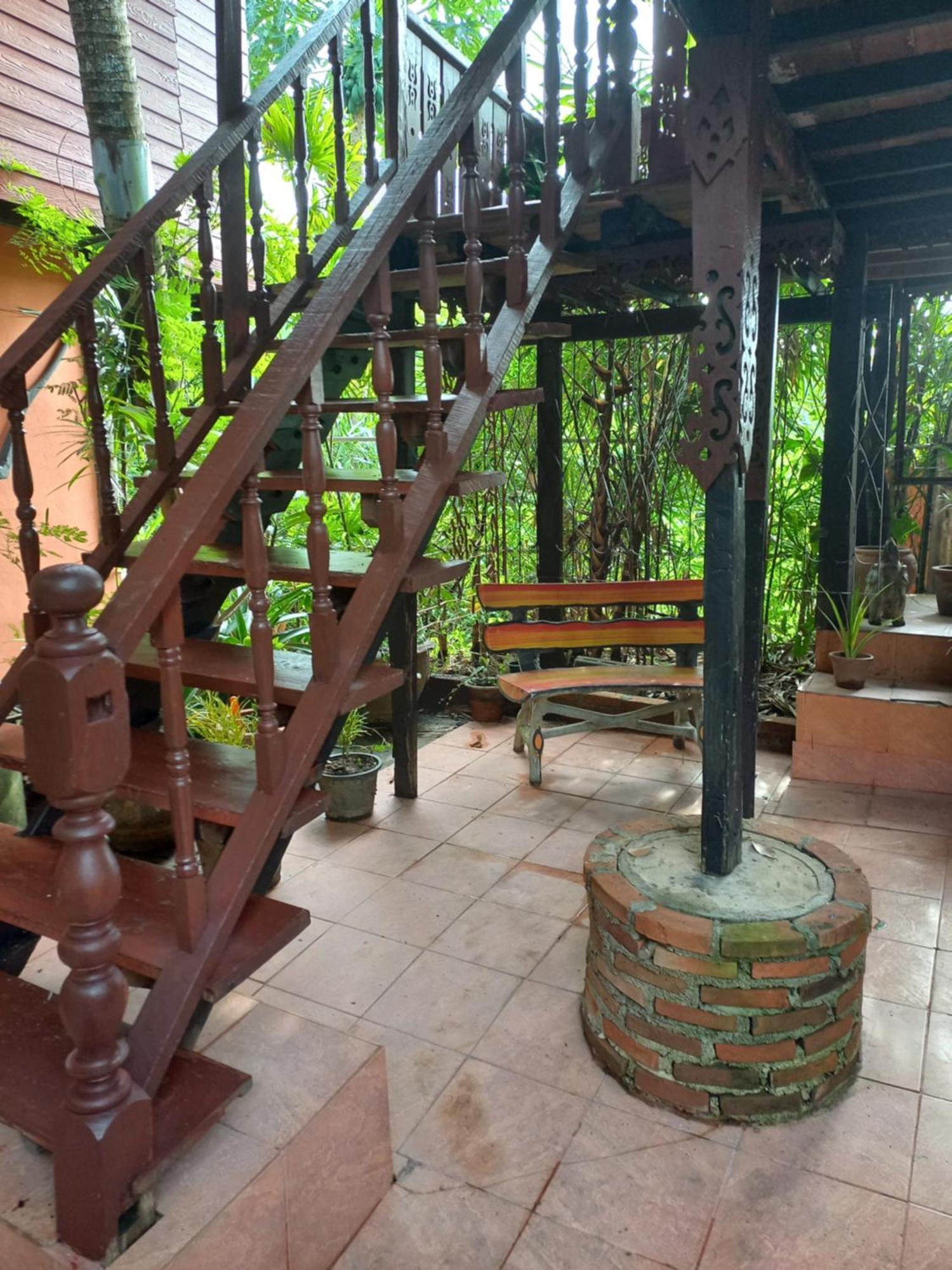 Готель Teak House Чіангмай Екстер'єр фото
